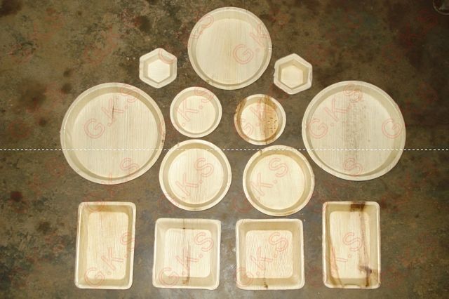 Plates in Various Size